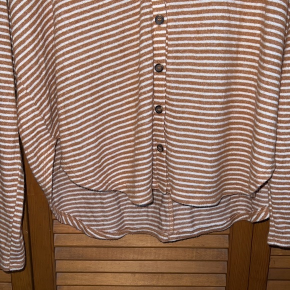 Forever 21 Sweater - Picture 7 of 7